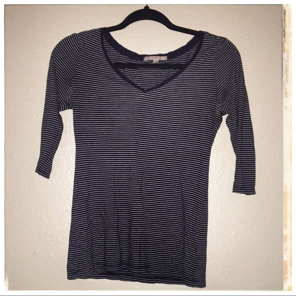 2 for $6 Gap Tee💙